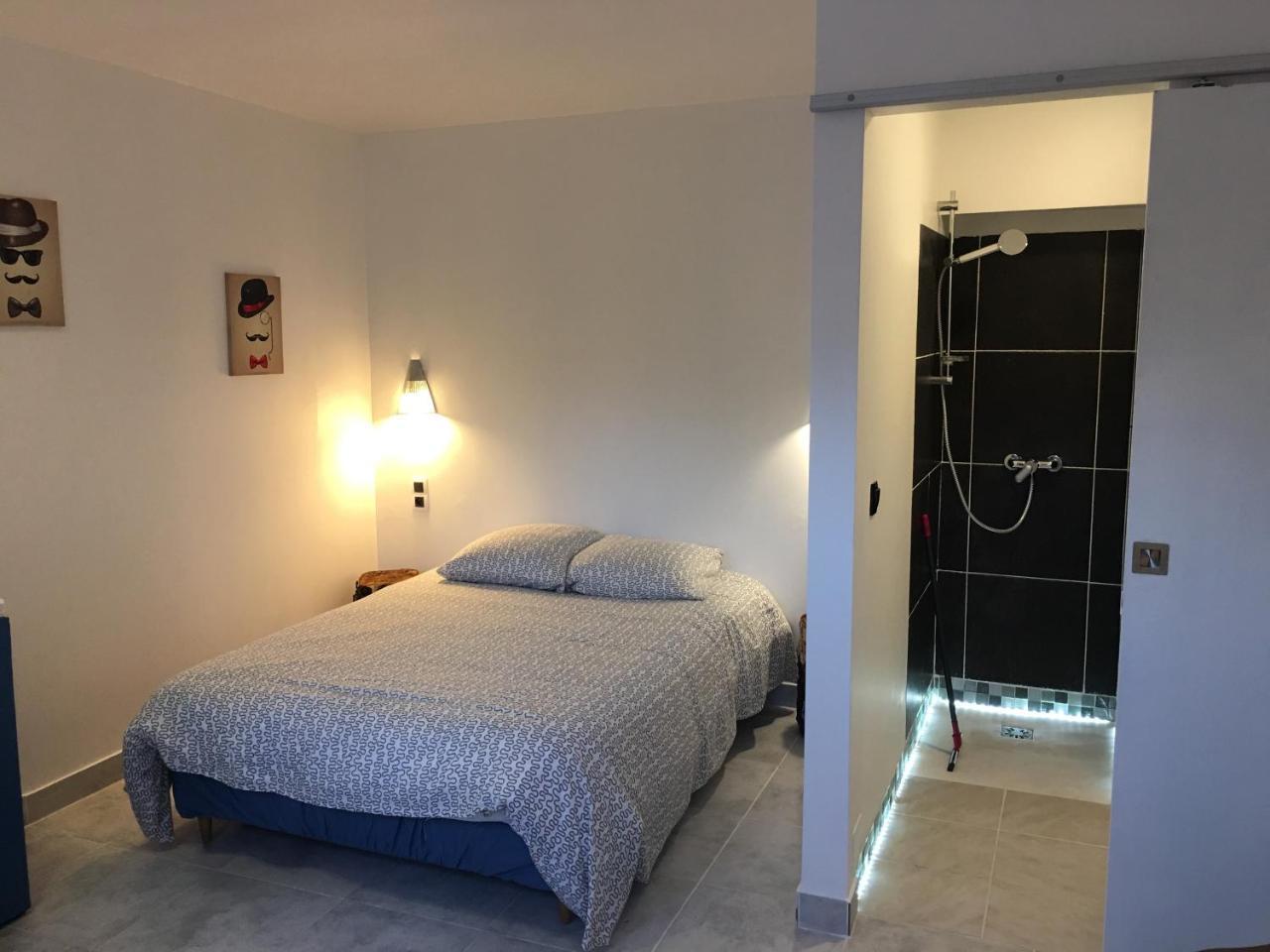 Le Gite Pien Apartment Wignehies Bagian luar foto